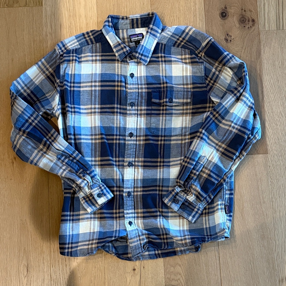 Patagonia Blue and White Plaid Men's Shirt